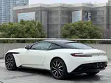 Фото 6 - Aston Martin DB11