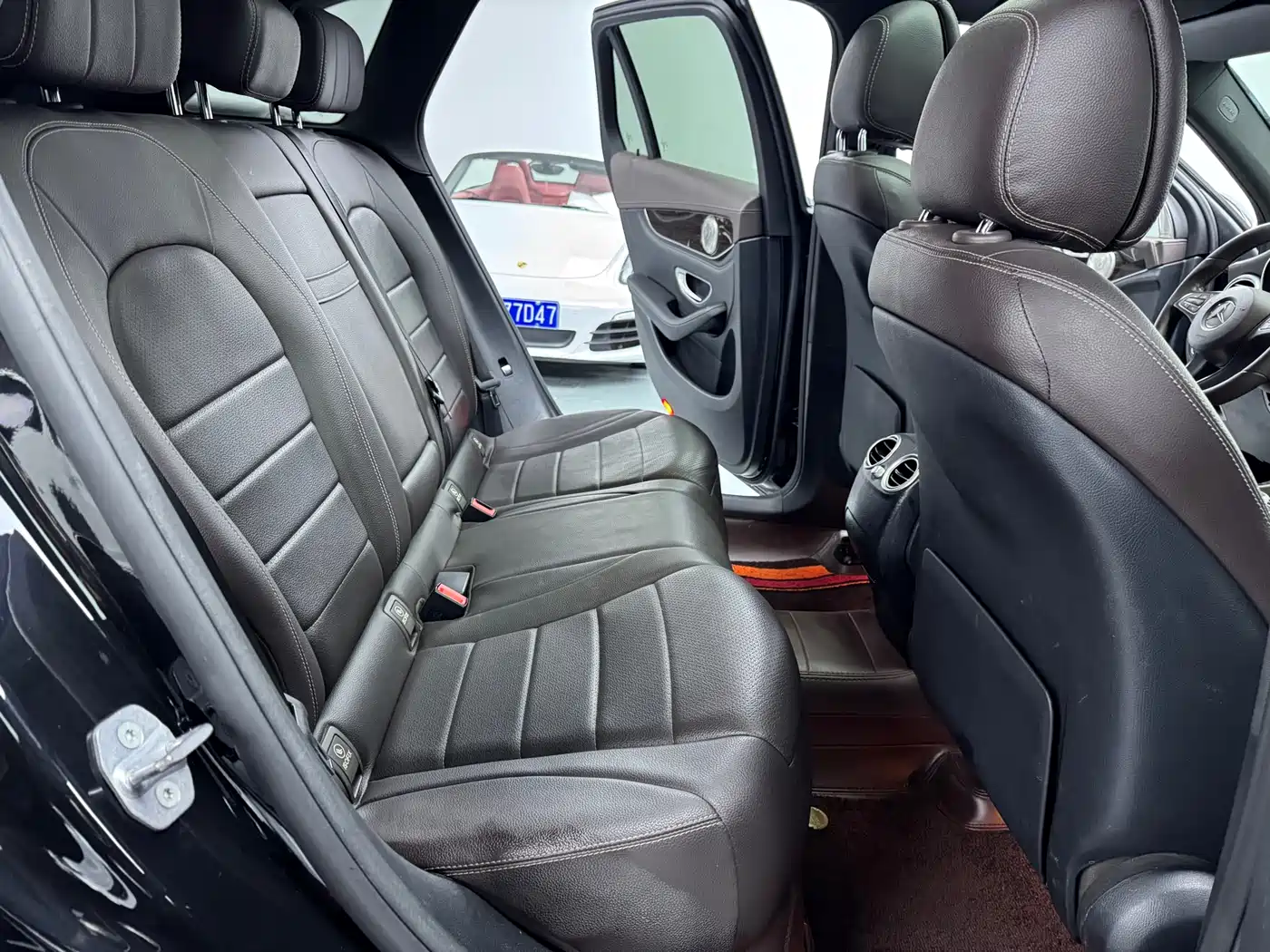 Mercedes-Benz GLC 2018 GLC 260 4MATIC Dynamic фото 14
