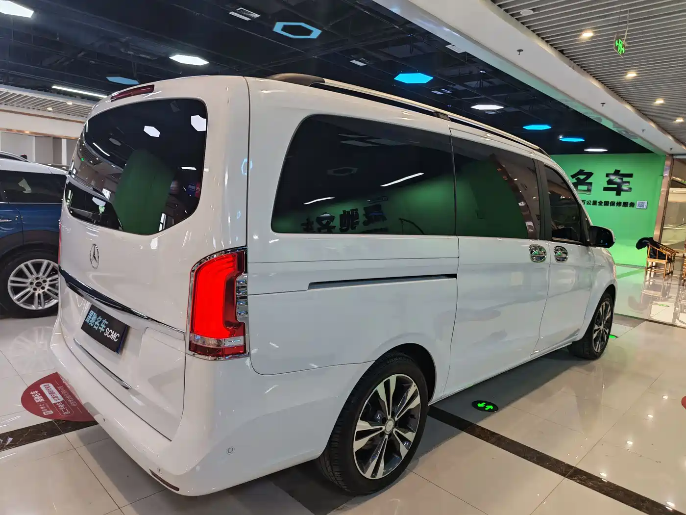 Mercedes-Benz V-Class 2016 V 260 Navigator фото 29