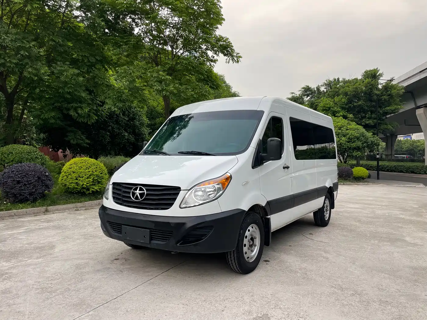 JAC Motors Star锐 2023 2023 2.0T 5 Series Express Edition 6/7-seater D20TCIF1