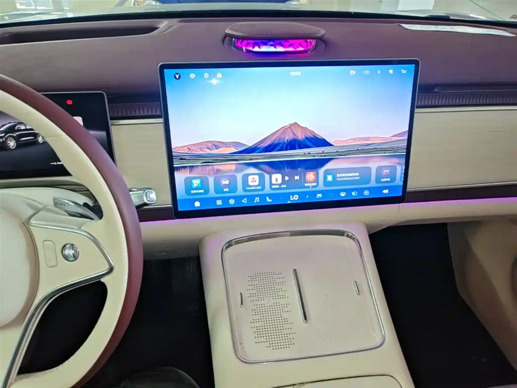 Voyah Auto Voyah Zhiyin 2025 Base фото 13