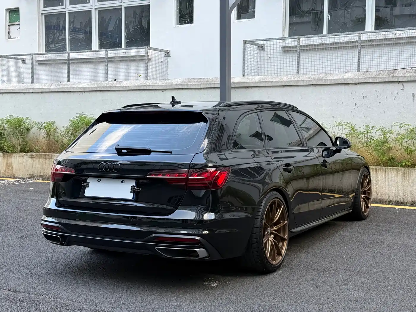 Audi A4 (Import) 2021 2021 Avant Pioneer 40 TFSI Fashion Elegance