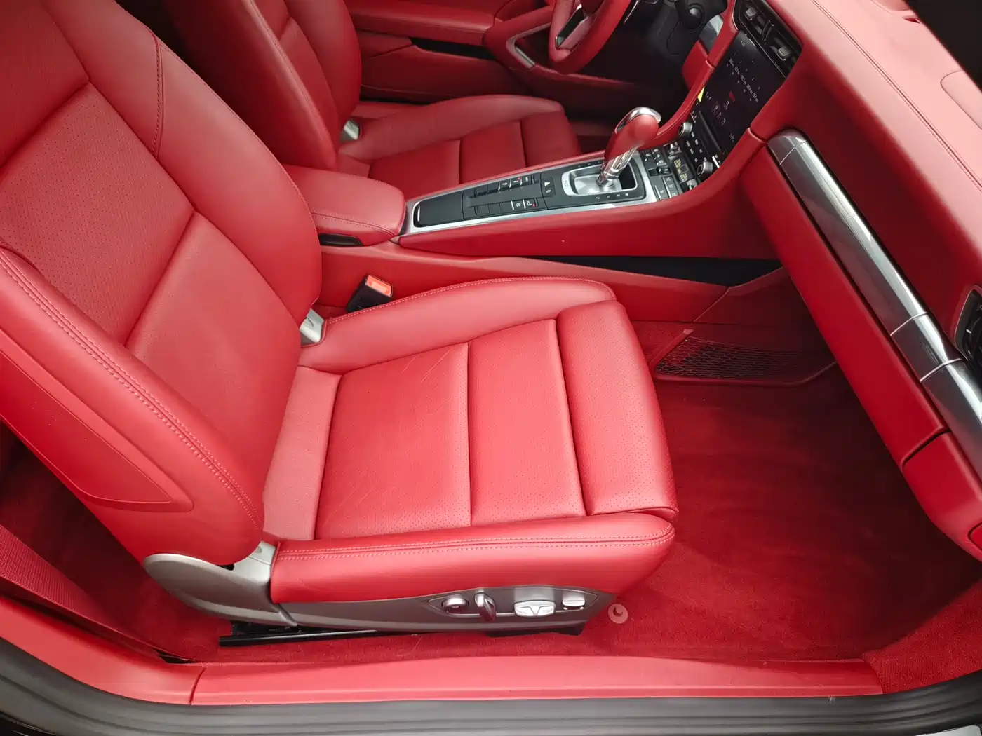 Porsche 911 2016 Carrera 3.0T фото 11