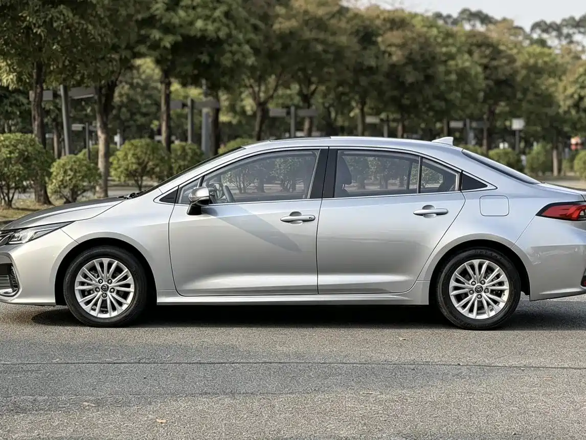 Toyota Allion 2023 2021 2.0L Luxury Edition