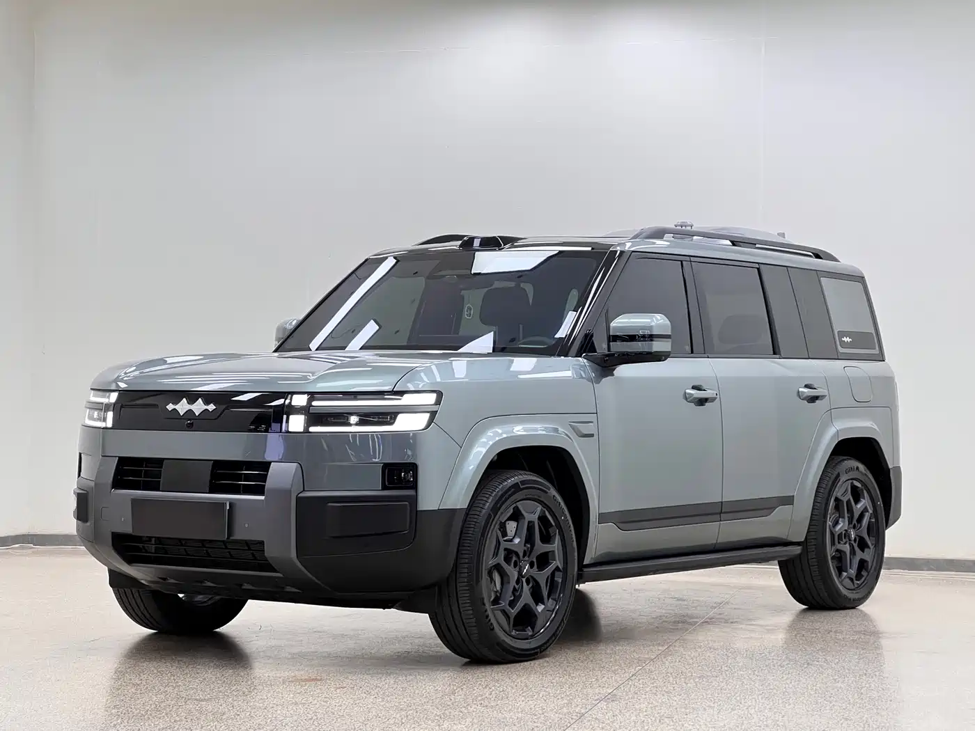 Fang Cheng Bao Titanium 7 2025 AWD Base Model