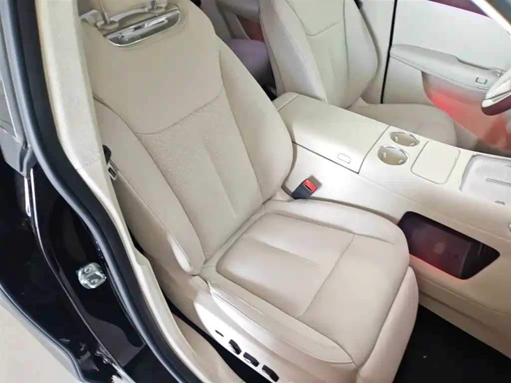 Voyah Auto Voyah Zhiyin 2025 Base фото 25
