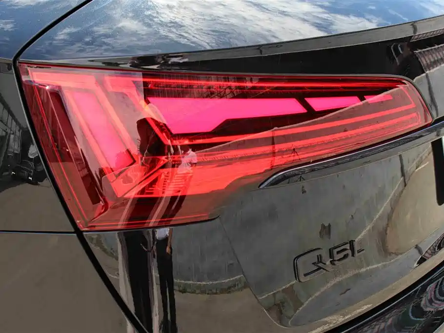 Audi Q5L 2023 40T Luxury Dynamic фото 16