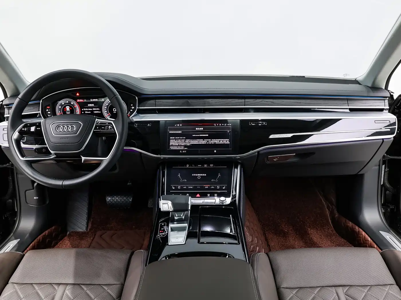 Photo 15 - Audi A8