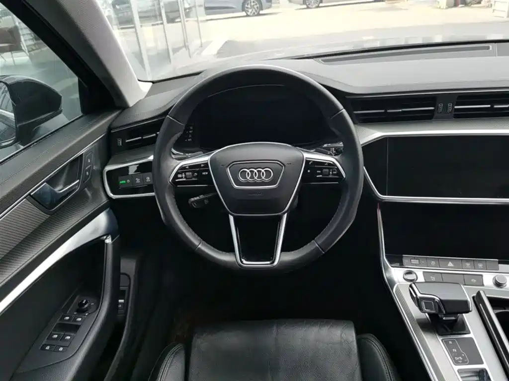 Audi A6L 2021 45 TFSI quattro Exclusive Elegance фото 17