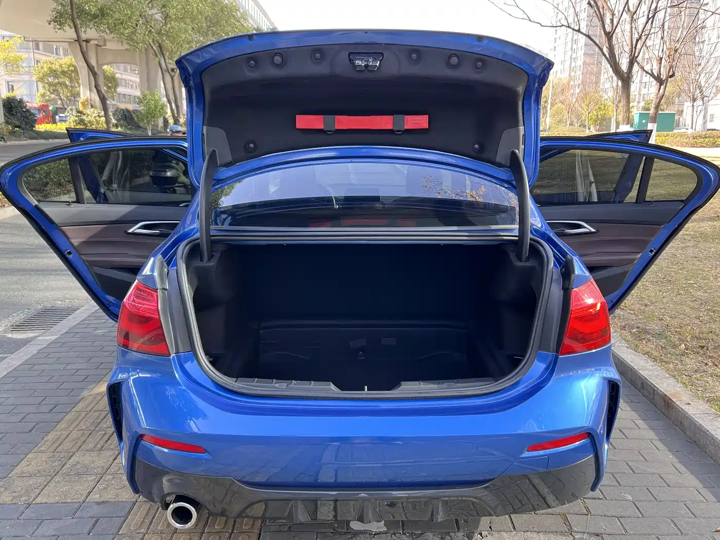 BMW 1 Series 2019 118i M Sport Package фото 17