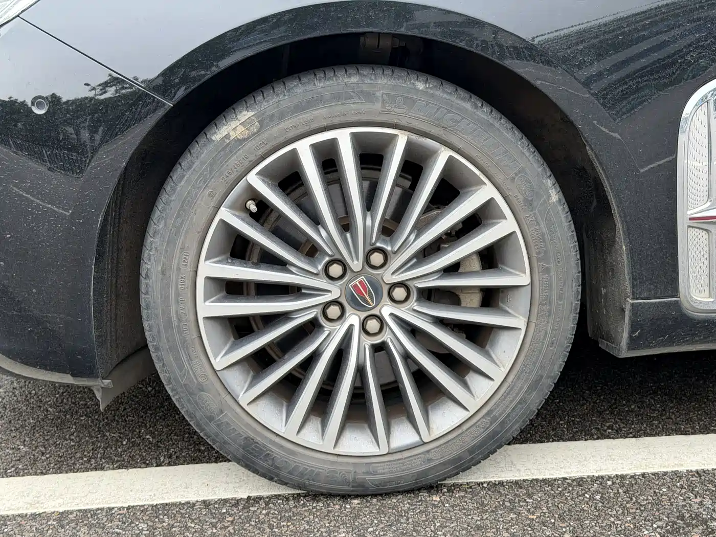 Hongqi H9 2020 2.0T Smart Connection Qi Chang Edition фото 5