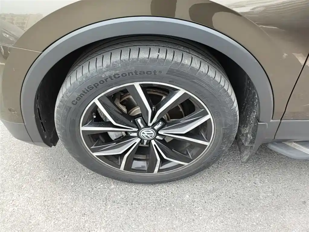 Volkswagen Tiguan L 2017 330TSI Automatic 2WD Flagship Edition фото 23