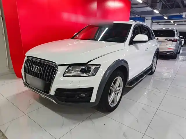  Audi Audi Q5 2017 Plus 40 TFSI Technology
