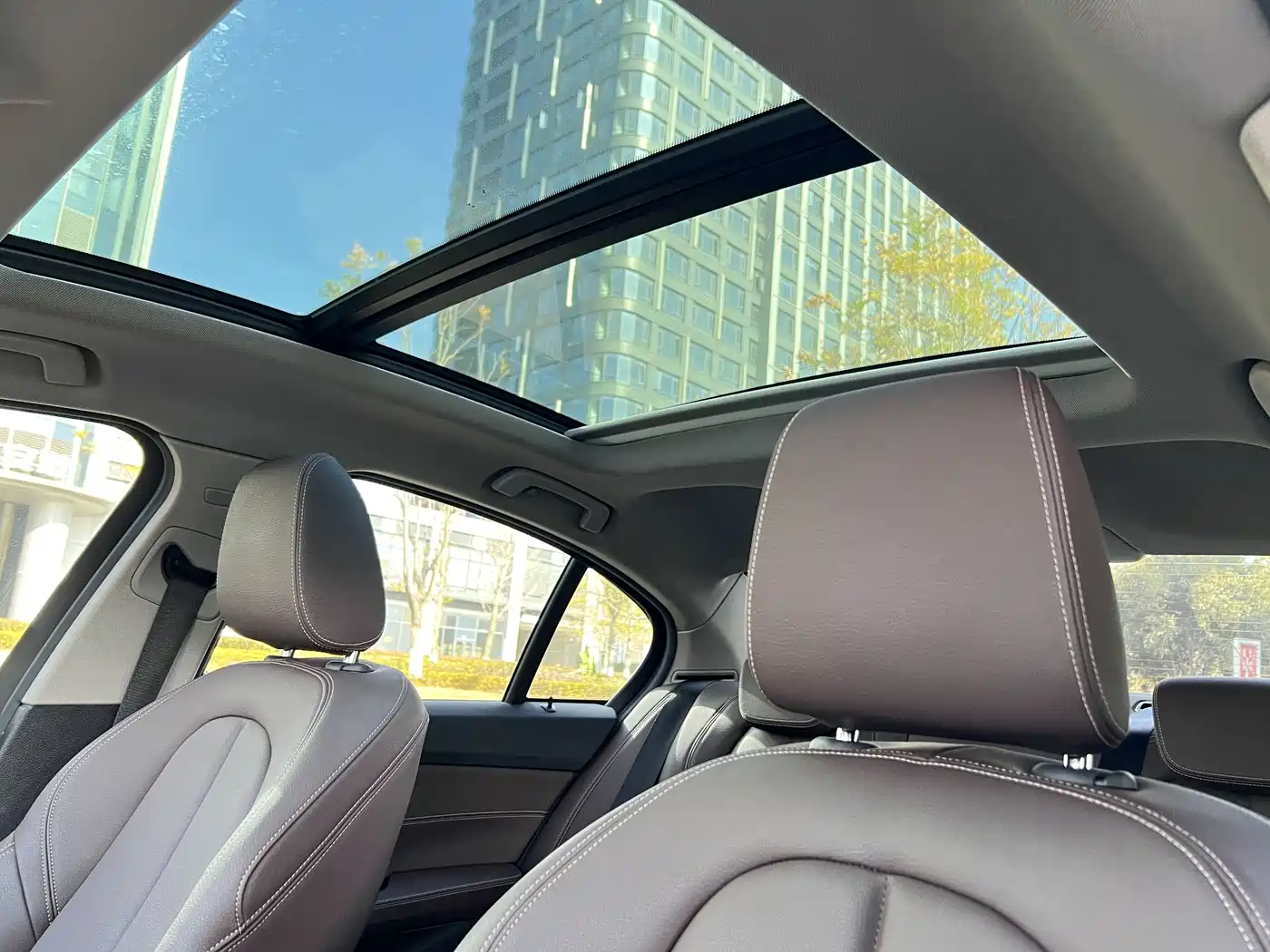 BMW 1 Series 2019 118i M Sport Package фото 9