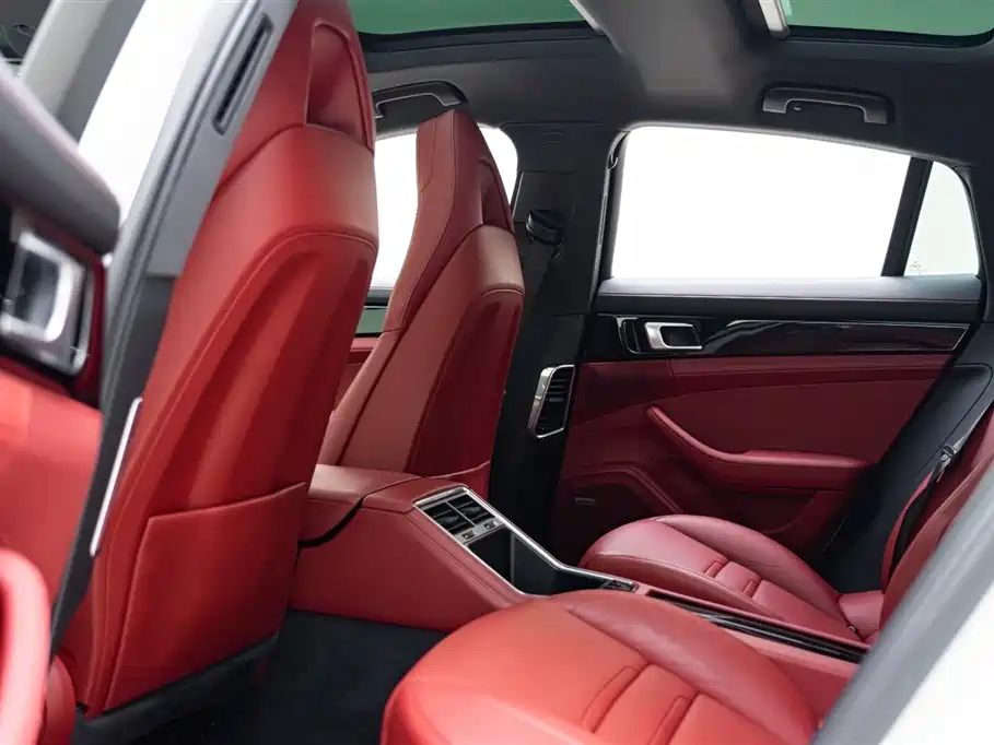 PORSCHE PANAMERA NEW ENERGY