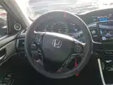 Photo 15 - Honda Accord