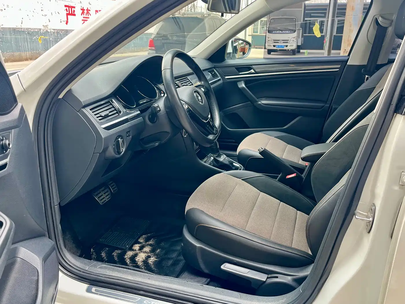 Volkswagen C-TREK 2018 230TSI DSG Comfort фото 5