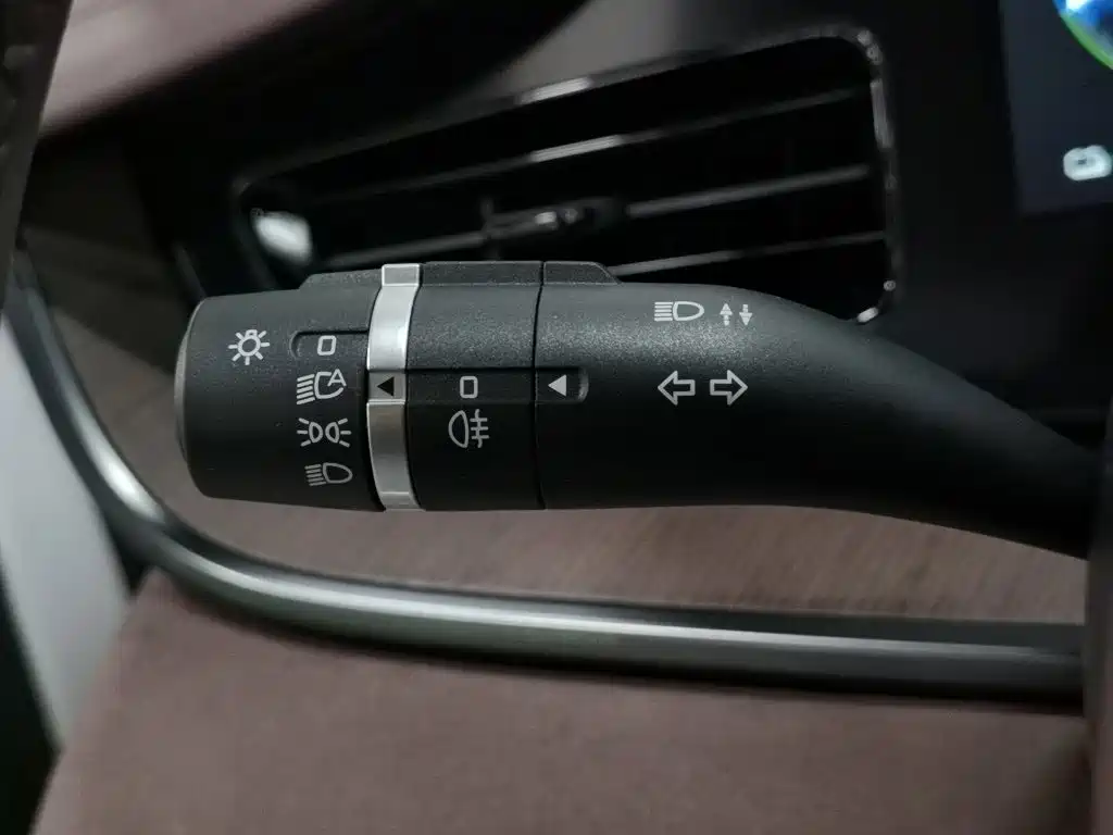 BYD Seal 2023 2023 DM-i 1.5L 121km Premium