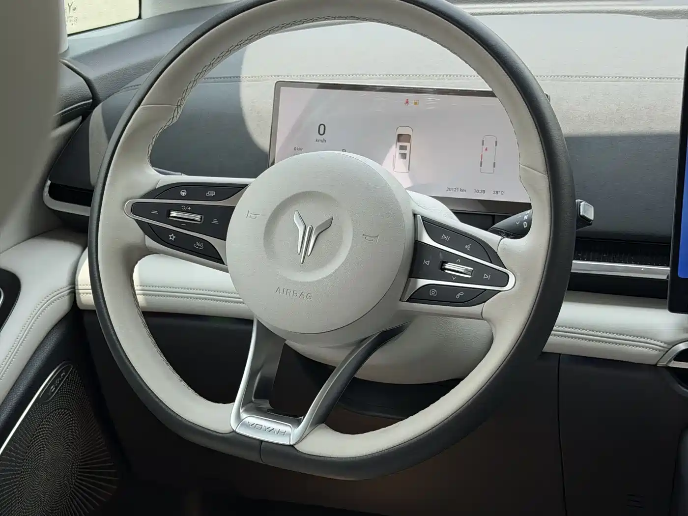 Voyah Auto Voyah Dreamer 2025 PHEV AWD Flagship Kunpeng Edition фото 9