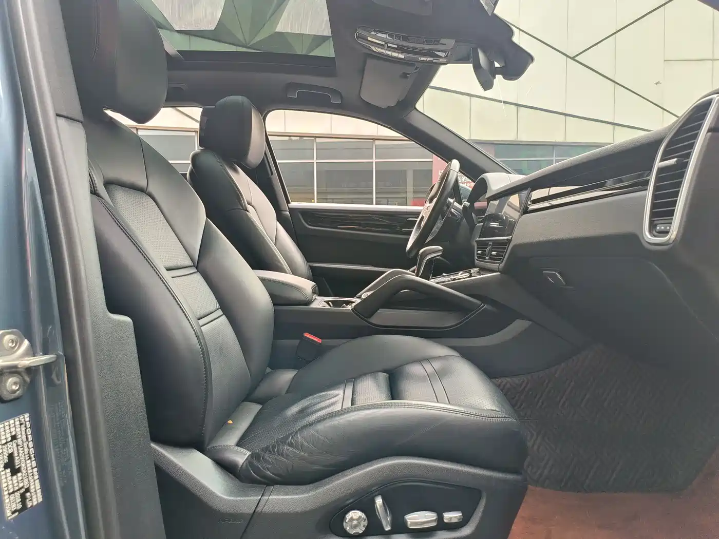 Porsche Cayenne 2018 Cayenne 3.0T фото 9