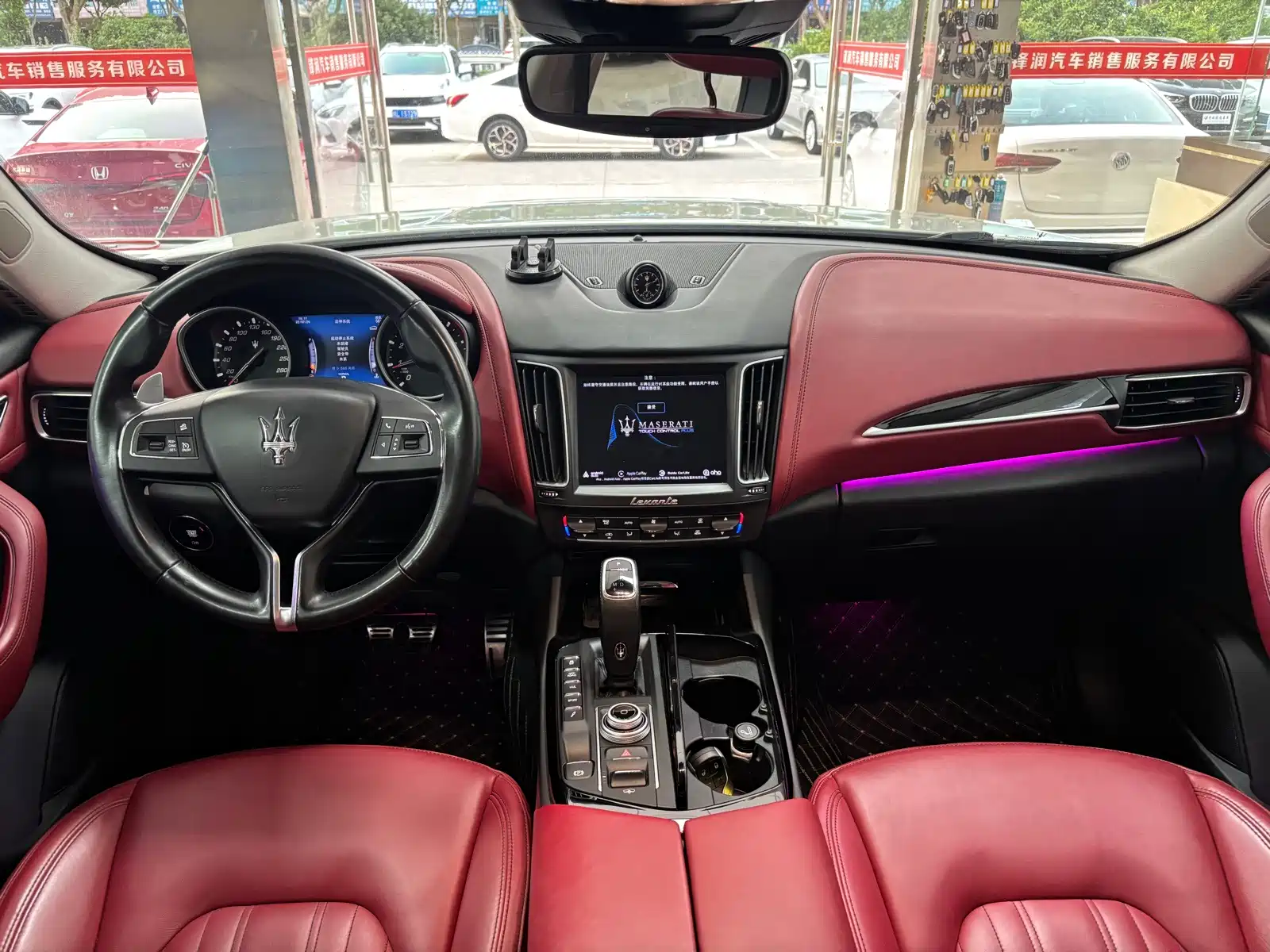 صورة 10 - Maserati Levante