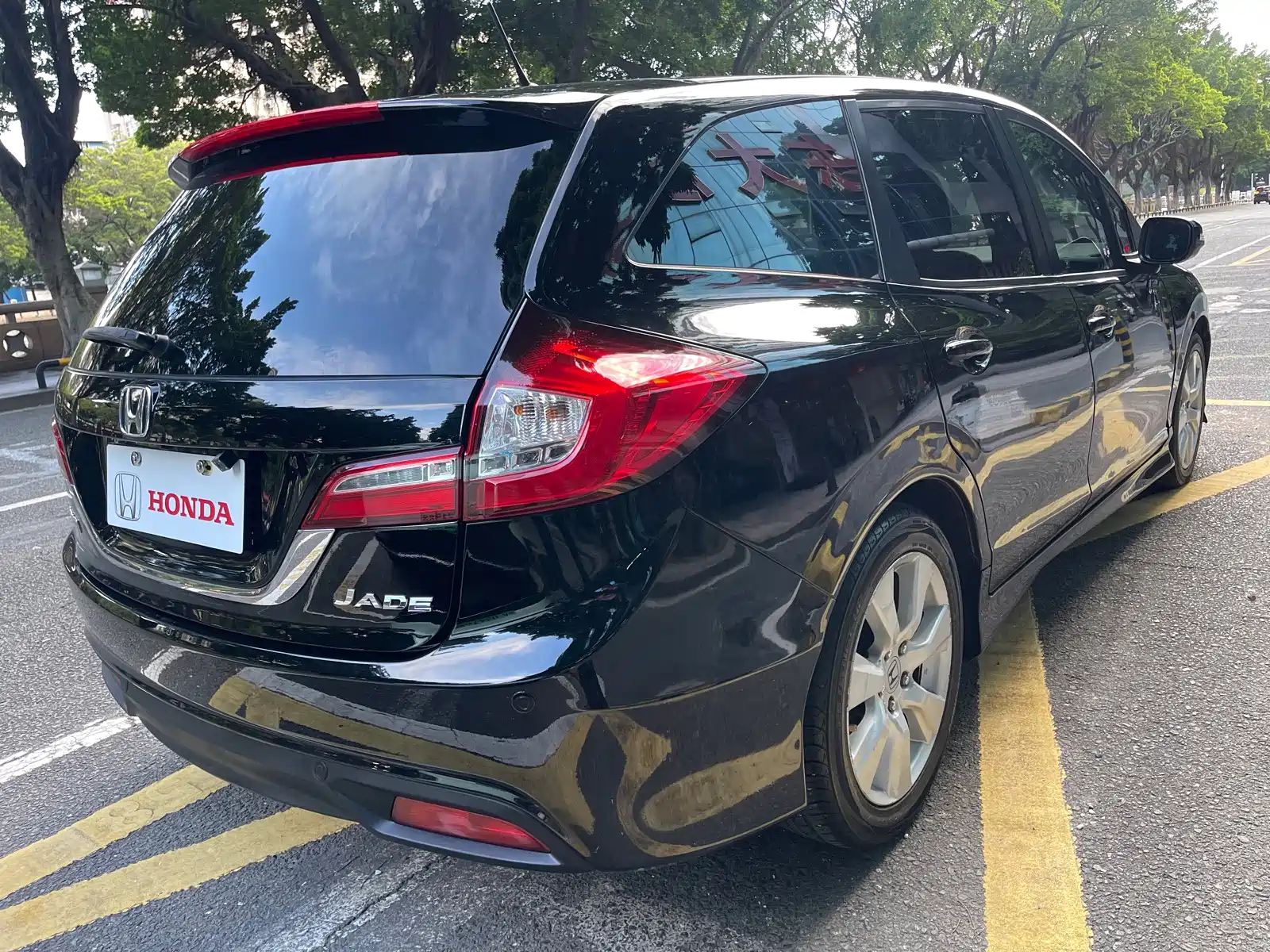 Фото 5 - Honda Jade