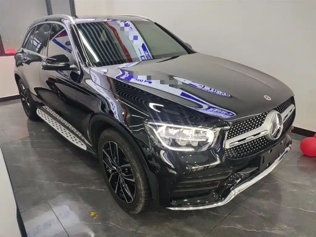 MERCEDES-BENZ GLC