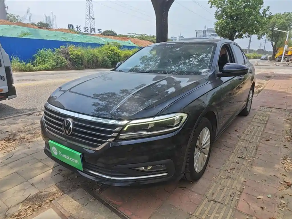 Volkswagen Lavida 2021 1.5L Automatic Vision Edition фото 2