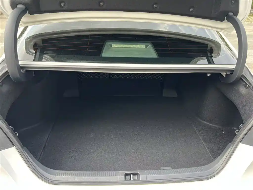 Toyota Camry 2019 2.5G Luxury Edition China VI фото 14