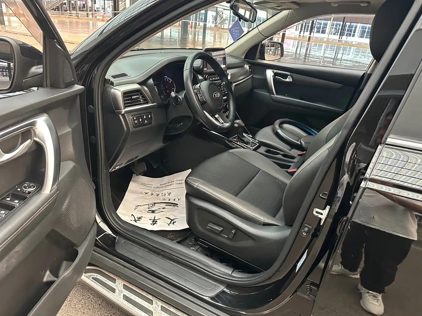 Kia Sportage 2019 2.0L Automatic Smart Luxury Edition фото 14