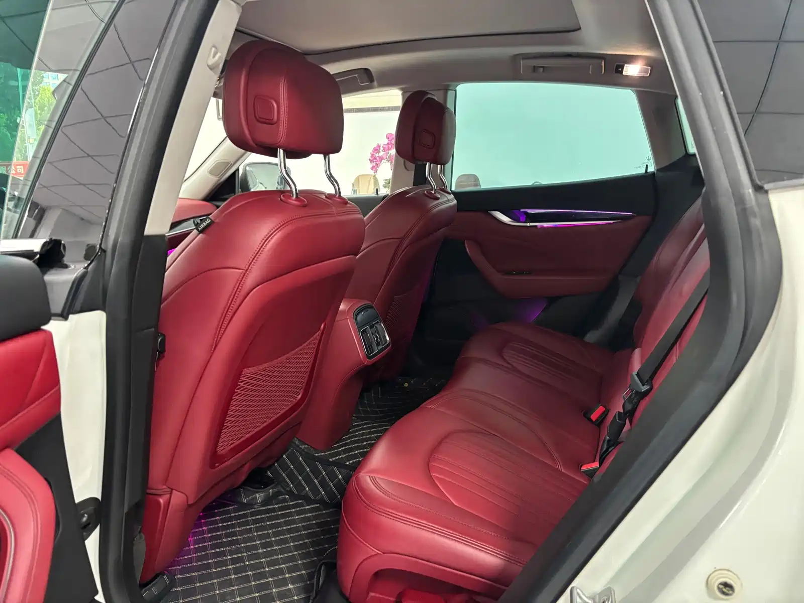 صورة 14 - Maserati Levante