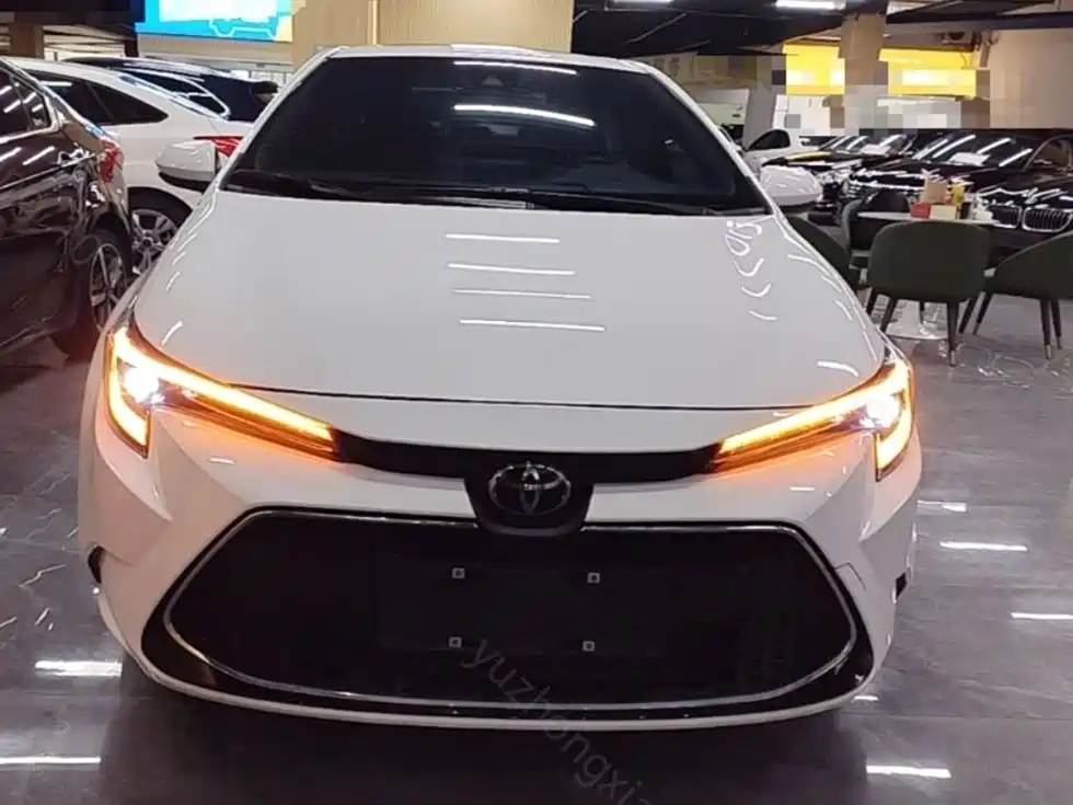 Toyota Levin 2023 185T CVT Luxury фото 3