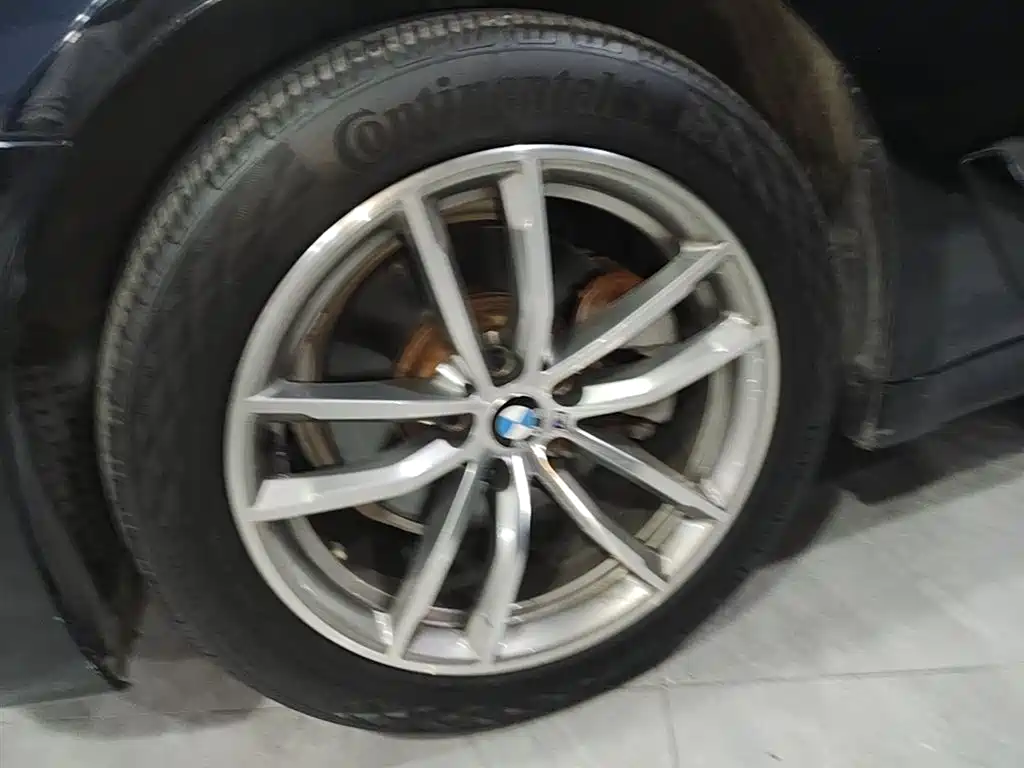 BMW 5 Series 2018 525Li M Sport Package фото 23