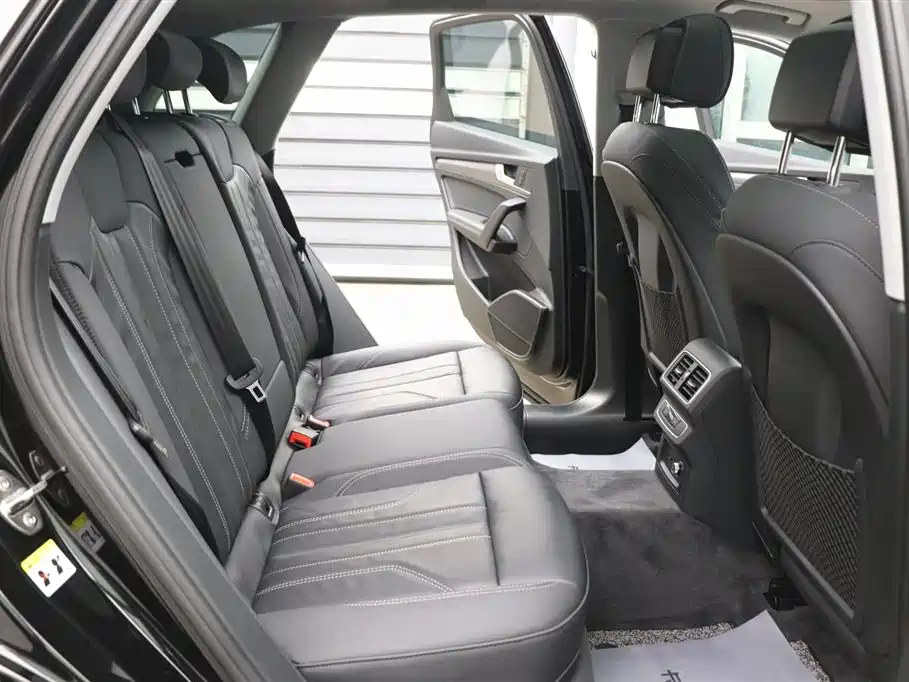 Audi Q5L 2022 Facelift 40T Luxury Dynamic фото 24
