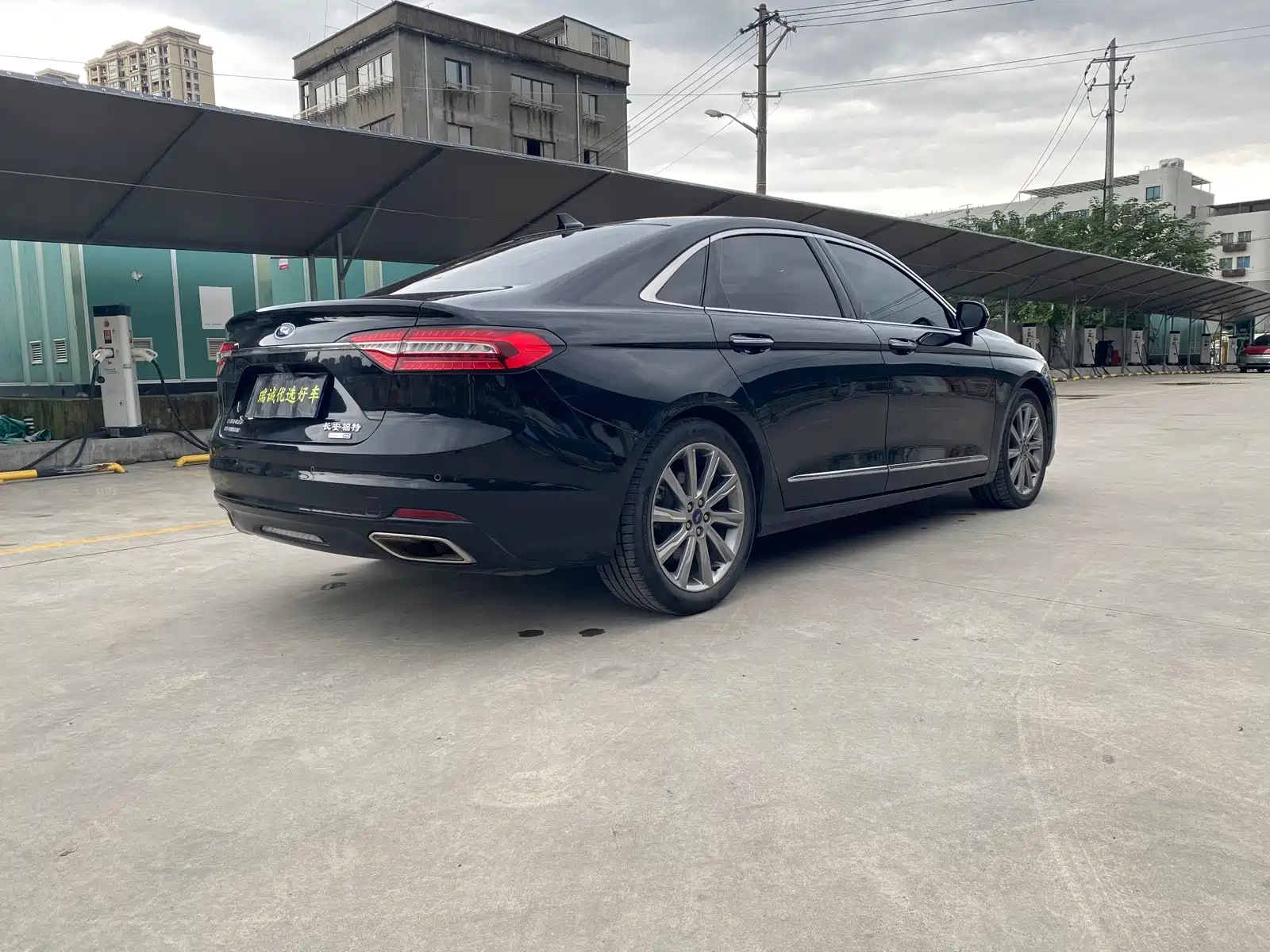 صورة 5 - Ford Taurus