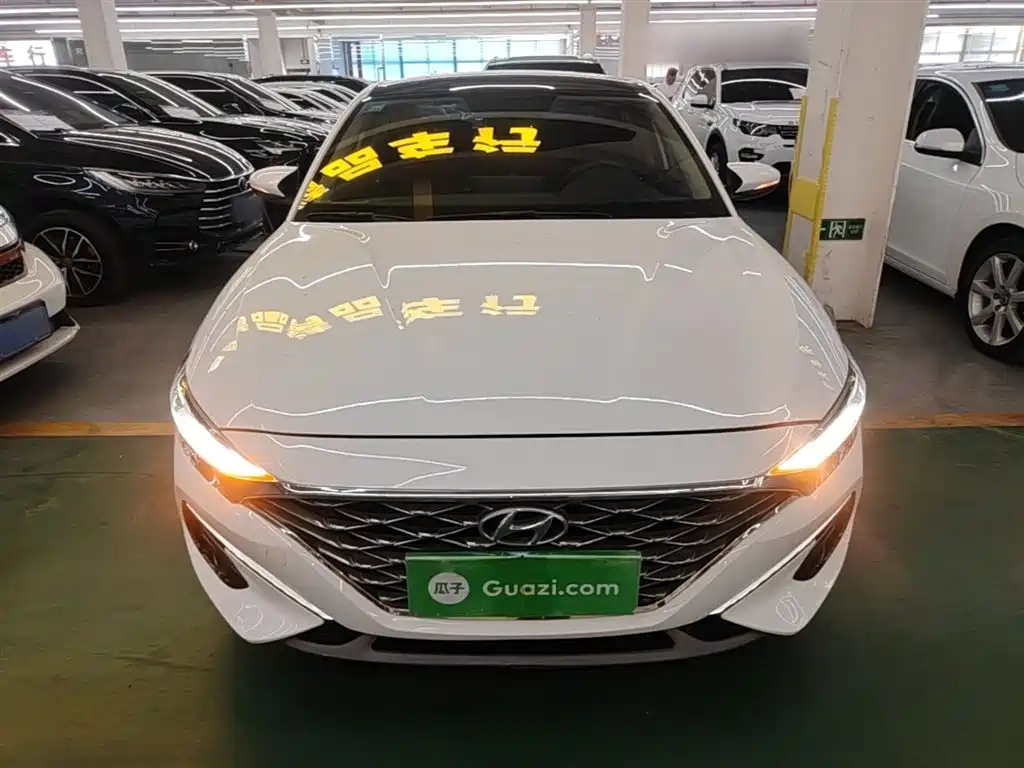 Hyundai Fista 2019 280TGDi Sport Edition China VI фото 3