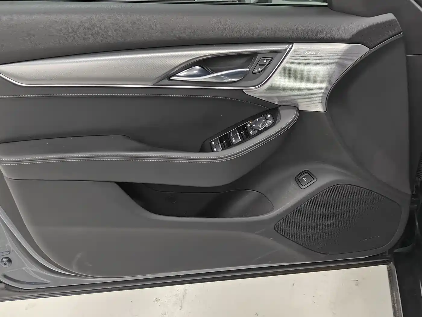 Cadillac CT5 2021 28T Luxury фото 9