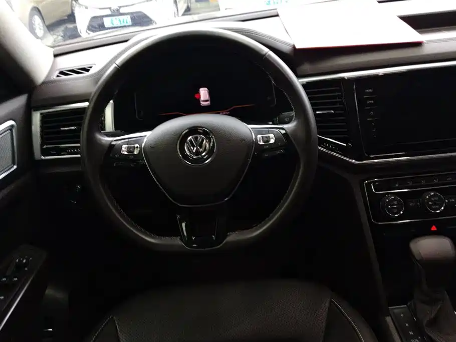 Volkswagen Teramont 2020 Facelift 330TSI 2WD Luxury фото 15