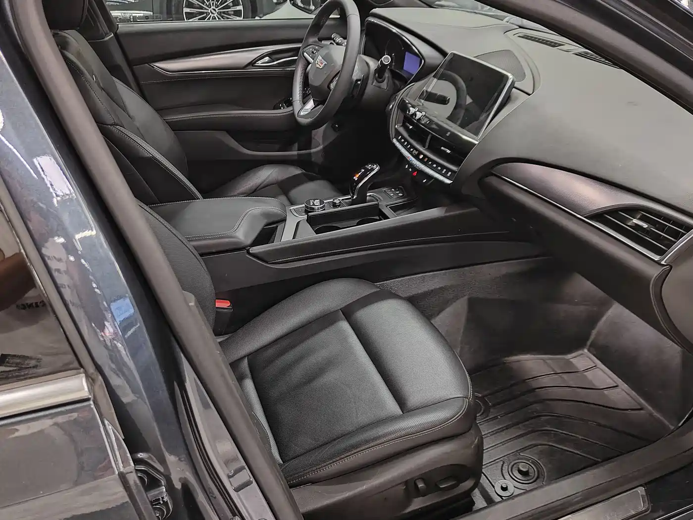 Cadillac CT5 2021 28T Luxury фото 4