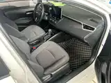 Photo 7 - Toyota Corolla
