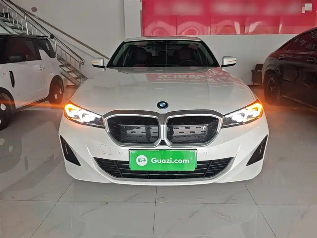 BMW i3 2024 eDrive 35 L фото 3