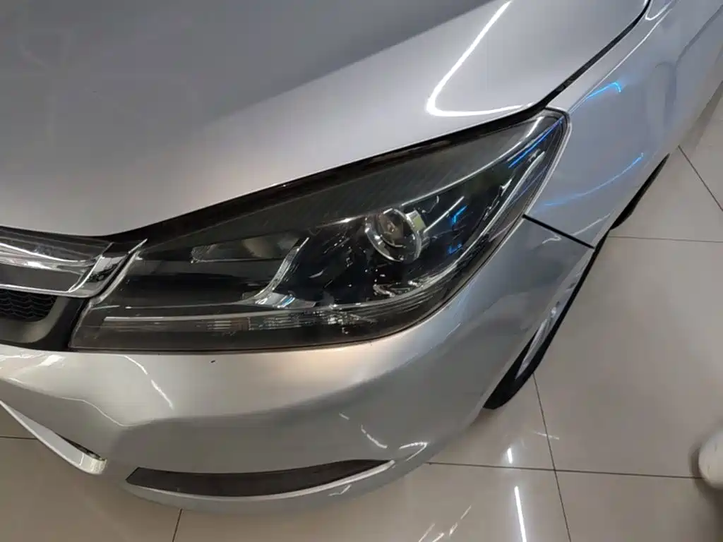 Photo 24 - Haima M3