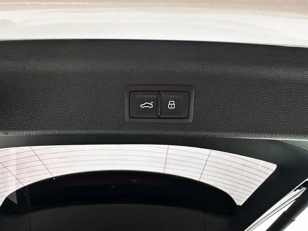 Audi Q3 2021 35 TFSI Fashion Elegance фото 18