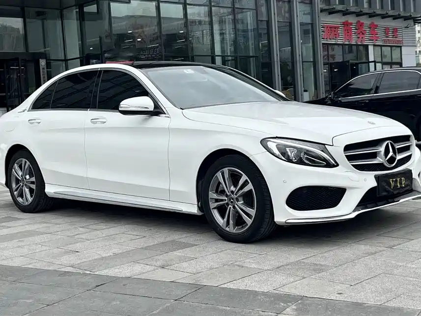 Mercedes-Benz C-Class 2018 C 200 L Sport Edition фото 3