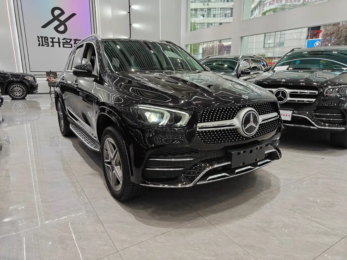 Mercedes-Benz GLE 2023 GLE 450 4MATIC Luxury фото 3