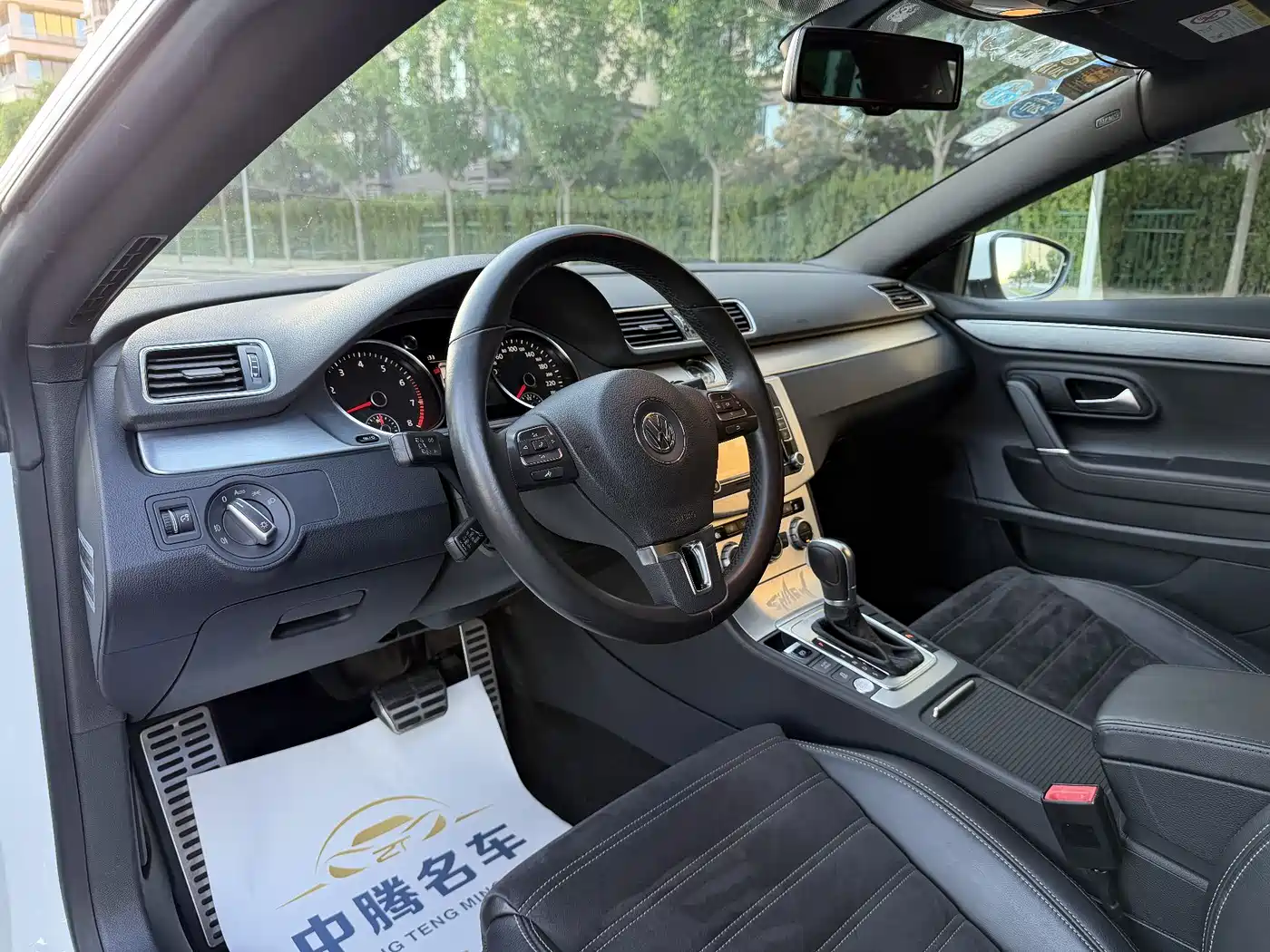 Volkswagen FAW-Volkswagen CC 2016 Model 1.8TSI Luxury фото 8