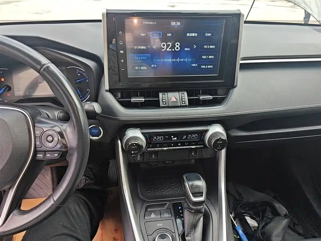 Toyota RAV4 Rongfang 2020 Hybrid 2.5L E-CVT 4WD Elite PLUS фото 9