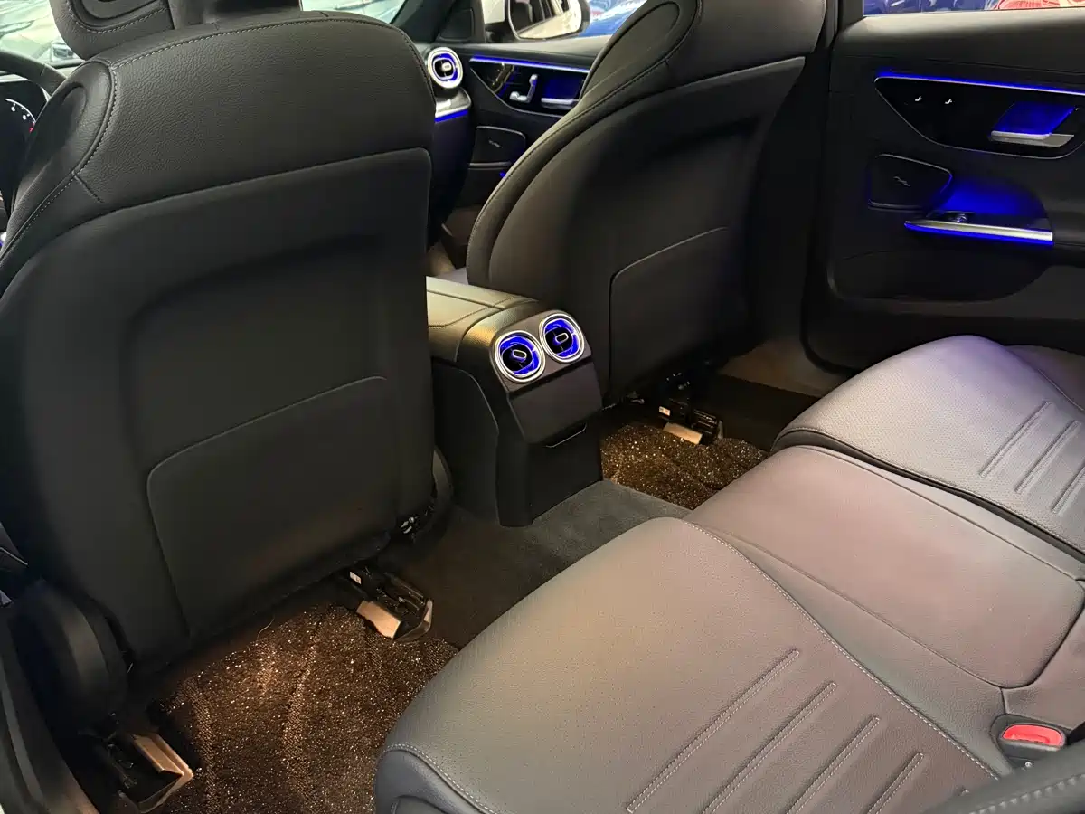 Mercedes-Benz C-Class 2024 Facelift III C 260 L Sport фото 3