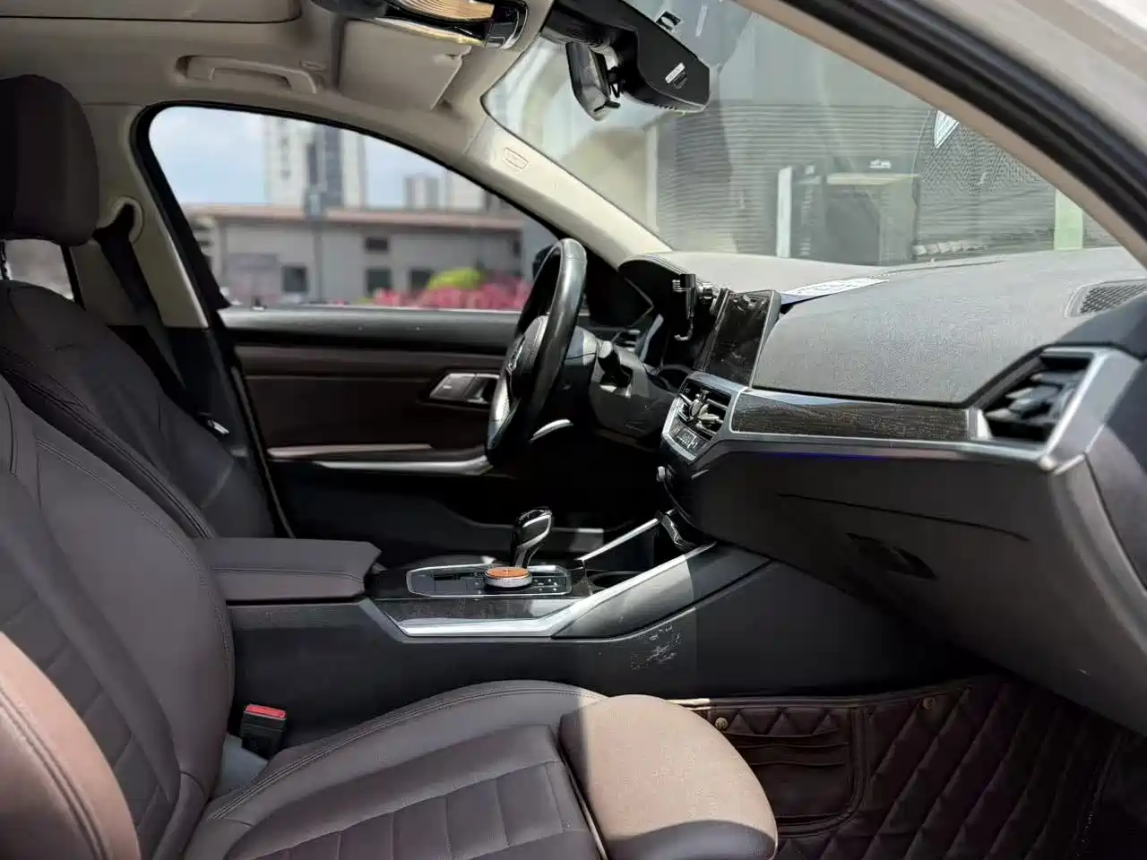 BMW 3 Series 2020 325Li M Sport Package фото 6