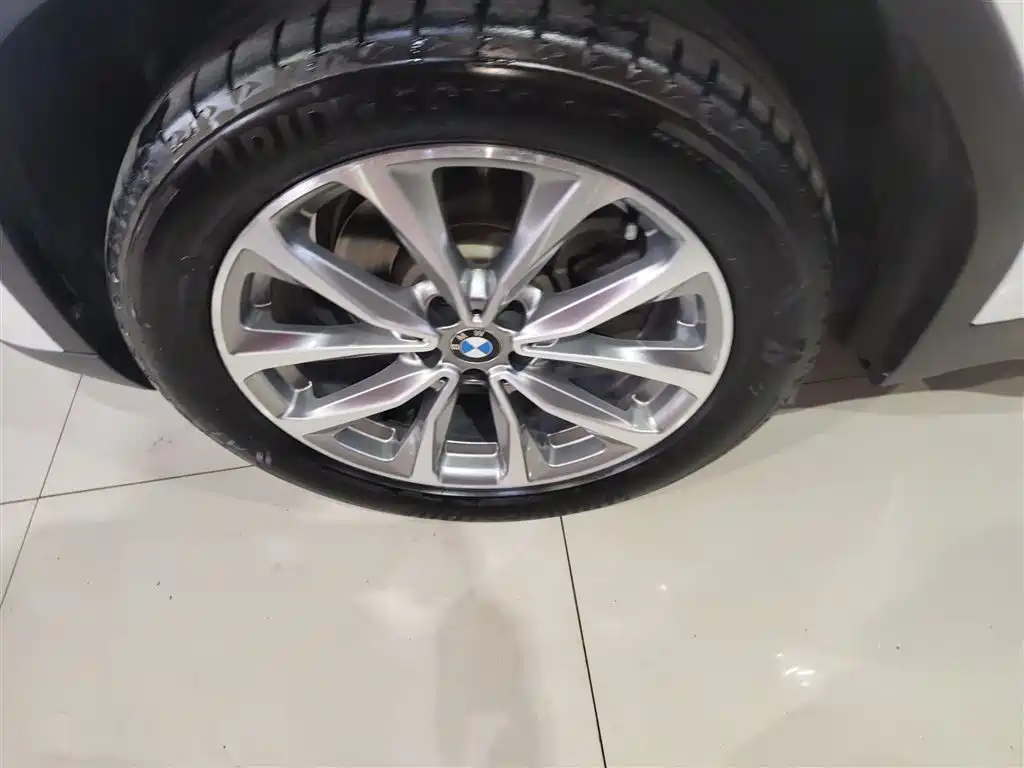 BMW X3 2018 xDrive25i Luxury Package China VI фото 23